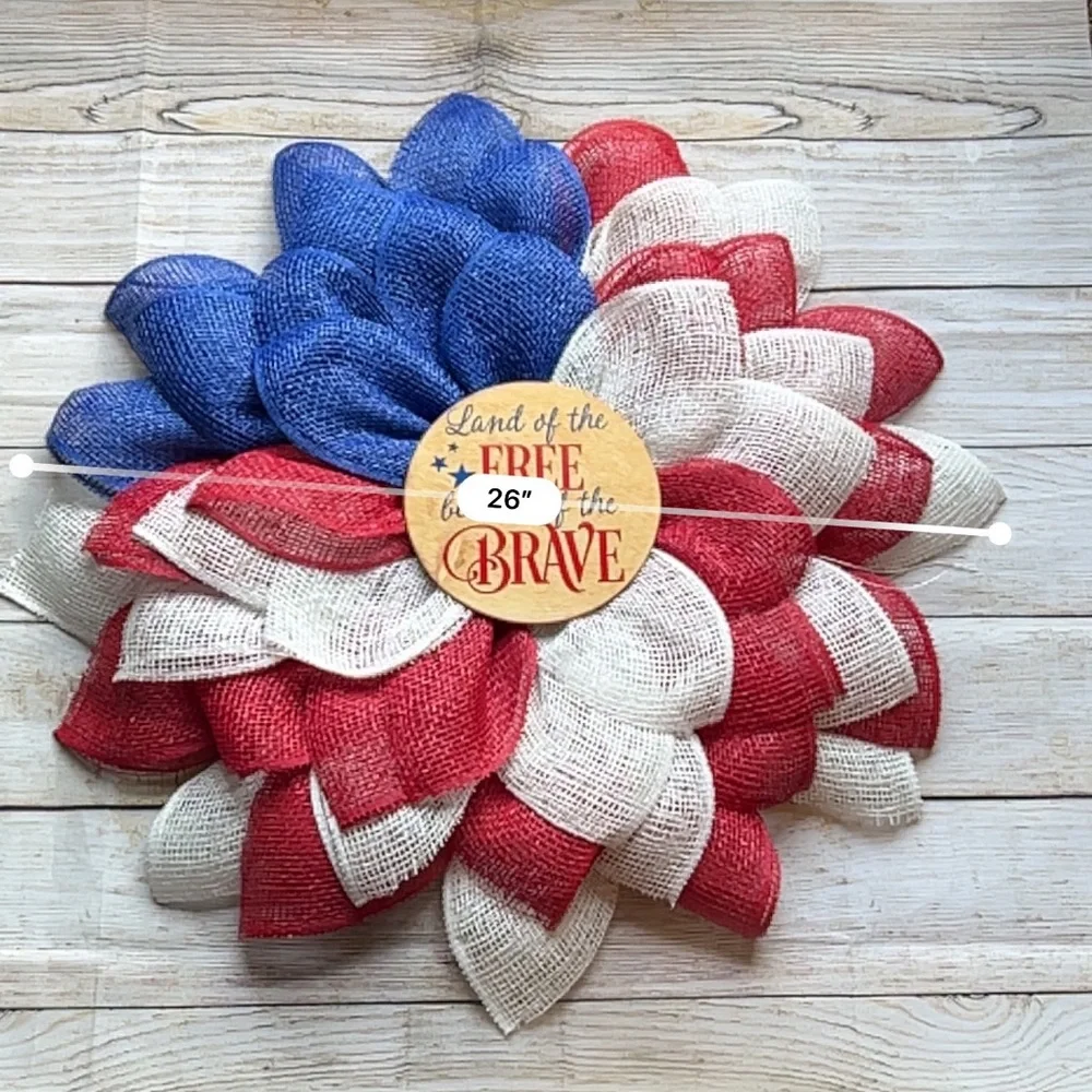🧨 Fourth of July Patriotic Flower Petal Wreath